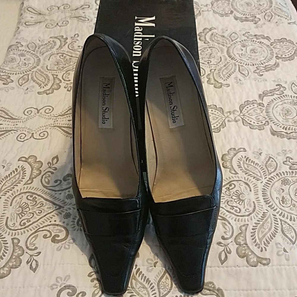 Madison Studio pumps